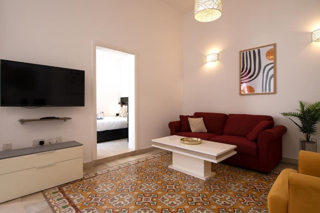 Ferienhaus Traditional 2 Bedroom House With Yard Ssch1-1 San Ġiljan